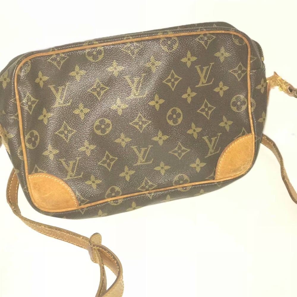 Authentic Vintage Louis Vuitton bag-Damaged